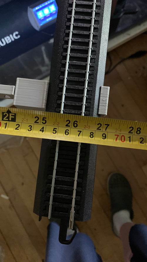 HO Scale Christmas Tree Train Track Bracket - for EZ-Track 26” radius