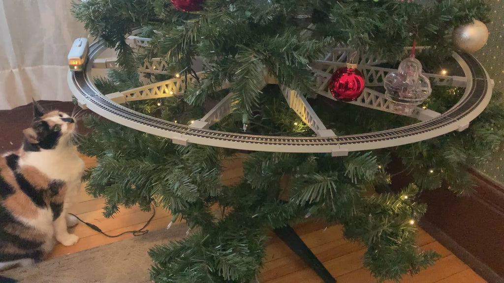 HO Scale Christmas Tree Train Track Bracket - for EZ-Track 18” radius